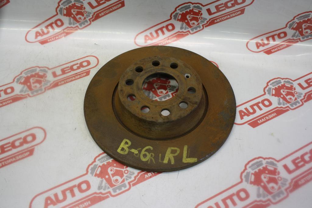 диск тормозной задний Volkswagen Passat B6 3BADR 2006, 1.6 л., BLF, бензин, МКПП, седан, передний привод, 8D0615601A - фото №1