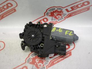 моторчик стеклоподъемника передний левый Audi A6 4B/C5 4A2 1999, 2.4 л., APS, бензин, МКПП, темно-синий, седан, передний привод, 119024114