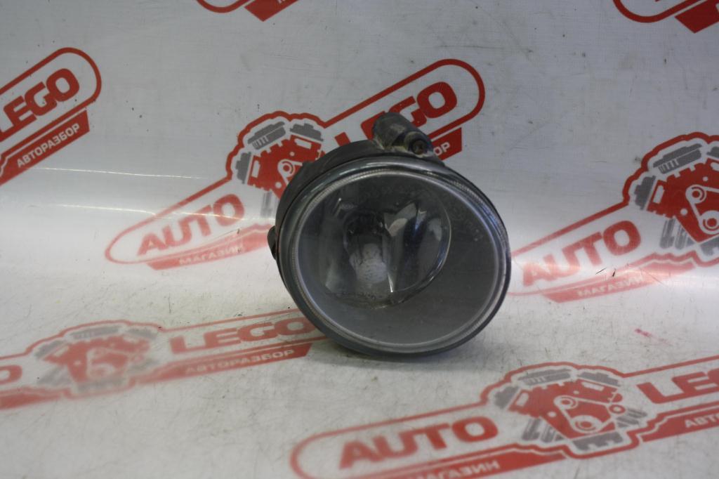 фара противотуманная правая Renault Megane 1 поколение 1996, 1.4 л., K4J 750, бензин, МКПП, черный, седан, передний привод, 085512004R - фото №1