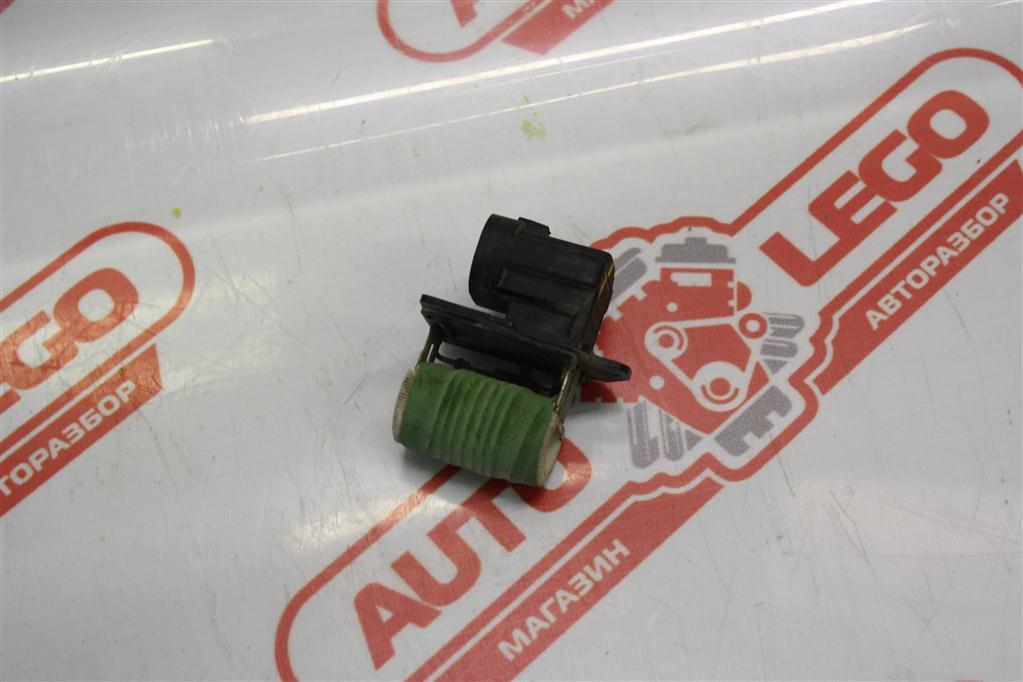 блок управления вентилятором (реле) Nissan Qashqai 2 поколение (2013 - 2019), M164727 - фото №1