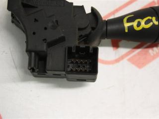 переключатель поворотов Ford Focus 1 поколение [рестайлинг] 2004, 1.6 л., бензин, МКПП, белый, седан, передний привод