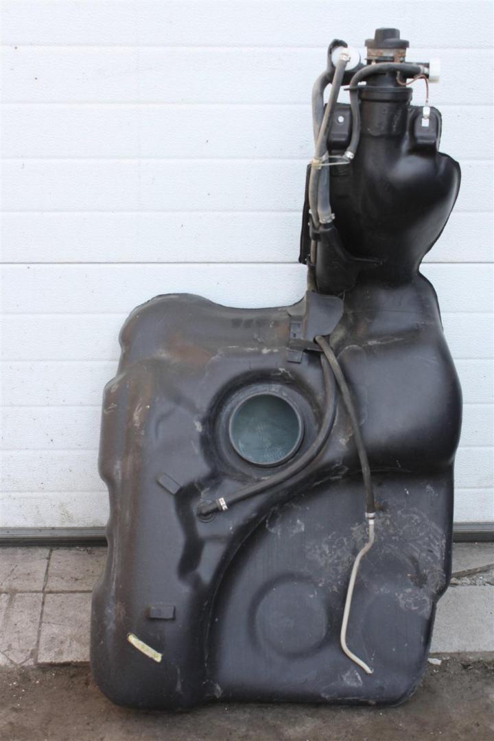 бак топливный Chery Amulet (A15) 1 поколение 2006, SQR480ED, бензин, МКПП, серый, седан, передний привод, A111101110 - фото №1