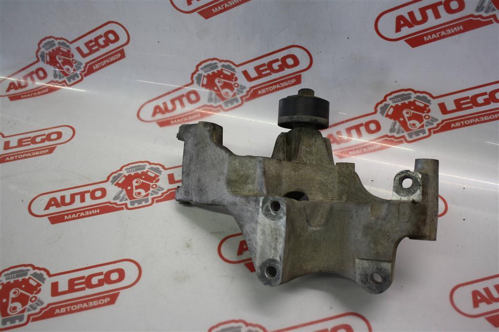 кронштейн генератора Chery Fora 1 поколение 2007, SQR484F, бензин, МКПП, черный, седан, передний привод, правый руль, A113701118 - фото №1