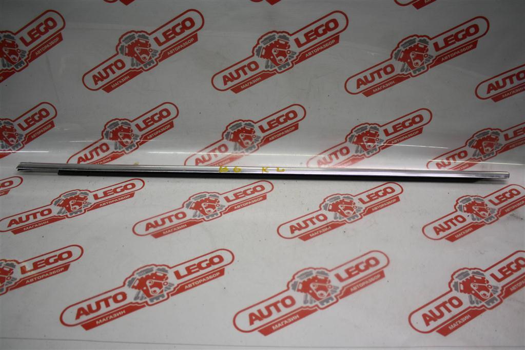 молдинг стекла Volkswagen Passat B6 3BADR 2006, 1.6 л., BLF, бензин, МКПП, седан, передний привод, 3C5839475 - фото №1