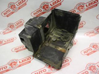 полка аккумулятора Ford Focus 2 поколение BK 2007, 1.6 л., SHDA, бензин, АКПП, темно-синий, седан, передний привод, 3M5110723