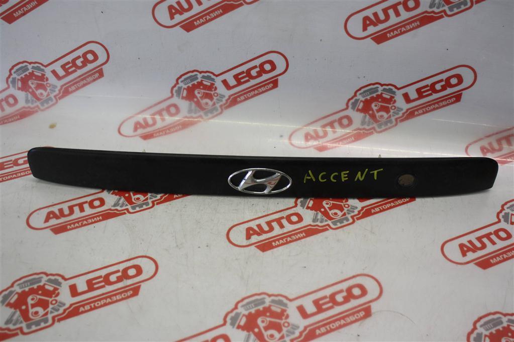 бленда Hyundai Accent 2 поколение (LC) 2006, 8737125001 - фото №1