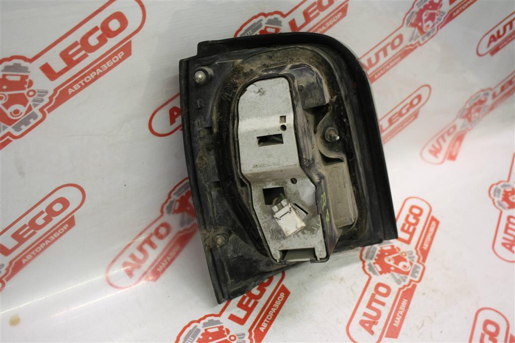 фонарь задний правый Nissan March K11 AK11 1994, 1.3 л., CG13DE, бензин, АКПП, черный, купе, передний привод, правый руль - фото №1