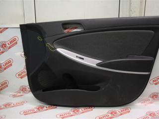 обшивка двери передняя правая Hyundai Solaris 1 поколение 2013, 1.6 л., G4FC, бензин, АКПП, белый, седан, передний привод, 823804L010
