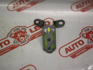 петля двери Hyundai Solaris 1 поколение 2013, 1.6 л., G4FC, бензин, АКПП, белый, седан, передний привод, 793500U000