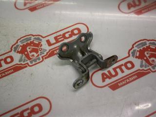 петля двери Hyundai Solaris 1 поколение 2013, 1.6 л., G4FC, бензин, АКПП, белый, седан, передний привод, 793300U000