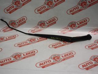 щеткодержатель (поводок стеклоочистителя, дворник) Hyundai Solaris 1 поколение 2013, 1.6 л., G4FC, бензин, АКПП, белый, седан, передний привод, 983101R000