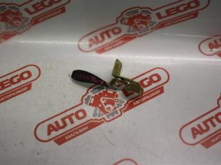 кнопка открытия лючка топливного бака Geely Emgrand EC7 1 поколение FE1 2013, 1.5 л., JL4G15D, бензин, МКПП, серебристый, седан, передний привод, 1068002181