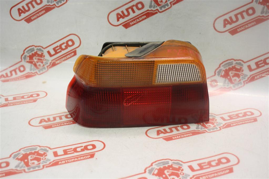 фонарь задний левый Ford Escort 5 поколение 1991, бензин, МКПП, синий, седан, передний привод, 1052429 - фото №1