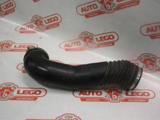 патрубок воздушного фильтра Ford Focus 1 поколение [рестайлинг] BK 2003, EDDB, бензин, АКПП, серый, универсал, передний привод, 98AB9R504GA