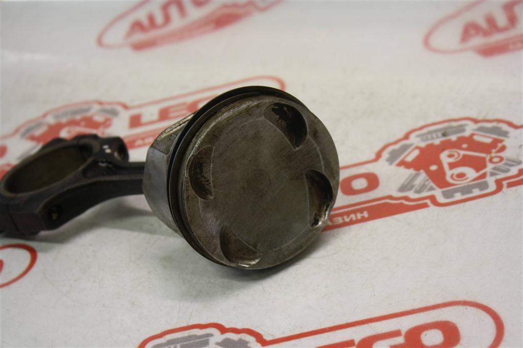 поршень Mazda Capella 7 поколение GFEP 2001, 1.8 л., FP 1800 125л.с., бензин, АКПП, серый, седан, передний привод, правый руль - фото №1