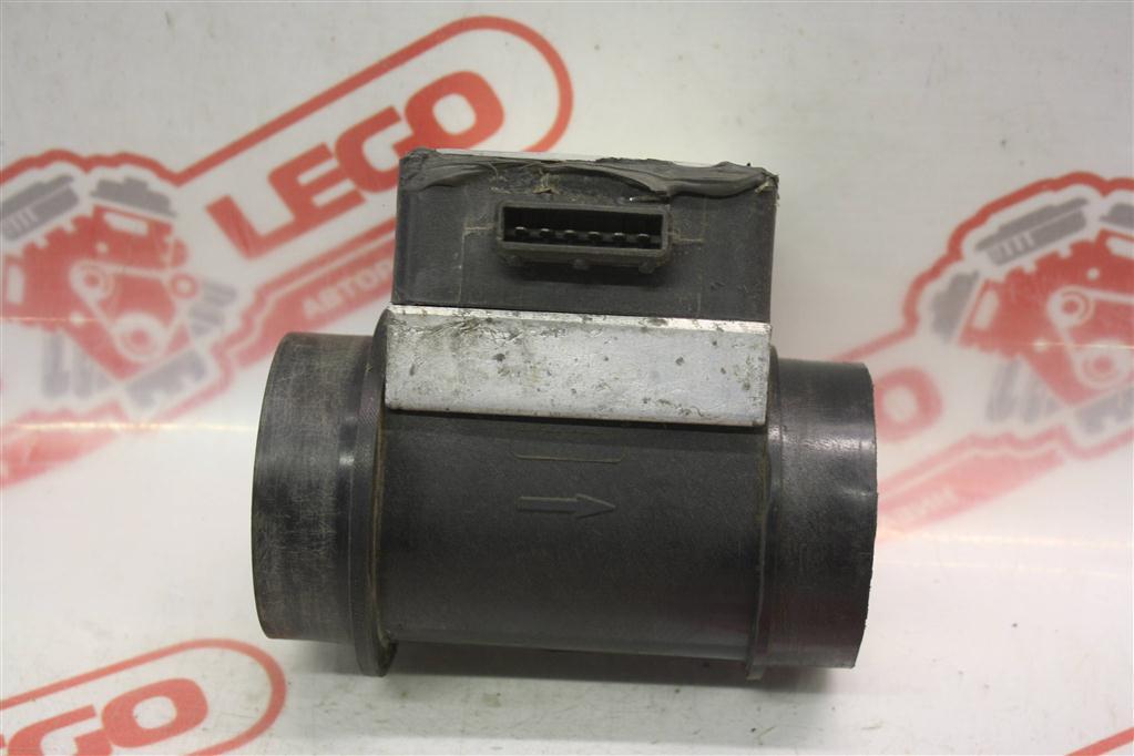 расходомер воздуха Saab 9000 1 поколение 1989, 2.0 л., B202L, бензин, МКПП, зеленый, седан, передний привод - фото №1