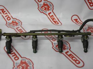 Рейка топливная (рампа) с форсунками Nissan X-Trail T30 2004, QR20DE