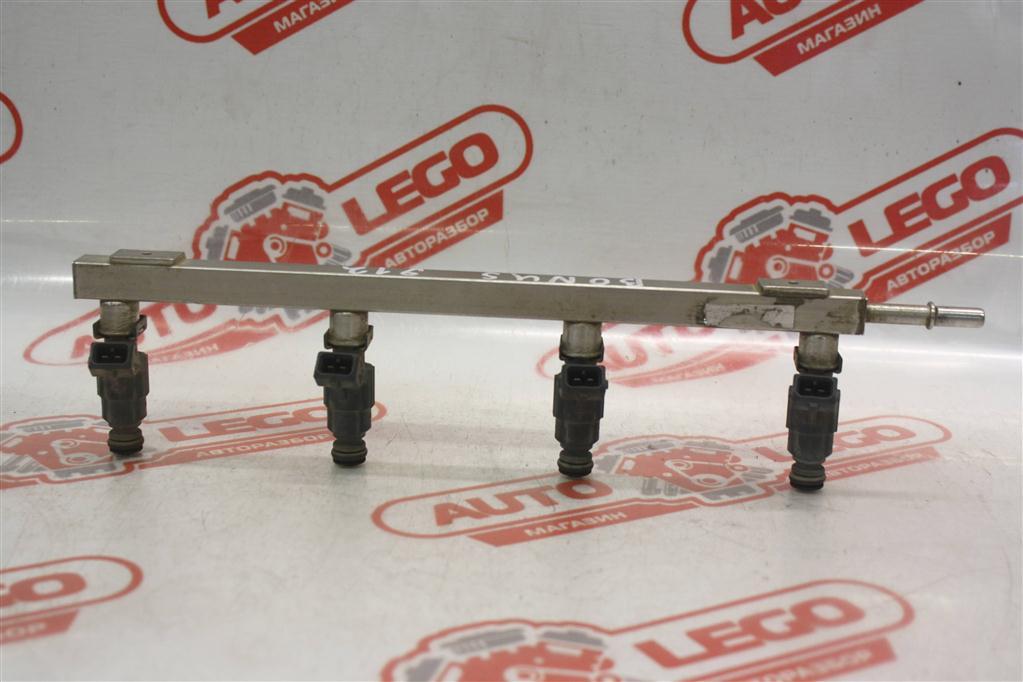 Рейка топливная (рампа) с форсунками Chery Bonus (A13) 1 поколение 2011, 1.5 л., SQR477F, бензин, МКПП, черный, хетчбэк 5 дв., передний привод - фото №1