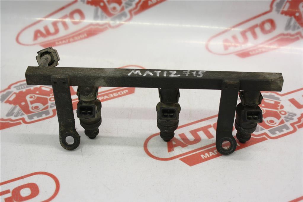 Рейка топливная (рампа) с форсунками Daewoo Matiz M100 KLYA 2000, 0.8 л., F8CV, бензин, АКПП, зеленый, хетчбэк 5 дв., передний привод - фото №1