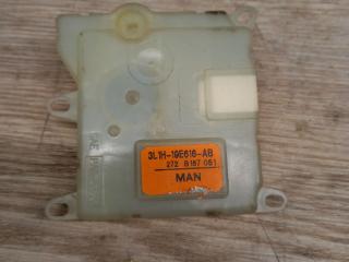 моторчик заслонки печки Lincoln Navigator 2 поколение 2006, 5.4 л., бензин, АКПП, полный привод, 3L1H19E616AB