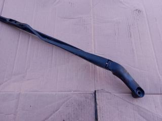 щеткодержатель (поводок стеклоочистителя, дворник) Chevrolet Equinox 3 поколение 2018, 1.5 л., бензин, внедорожник 5 дв., 84660019