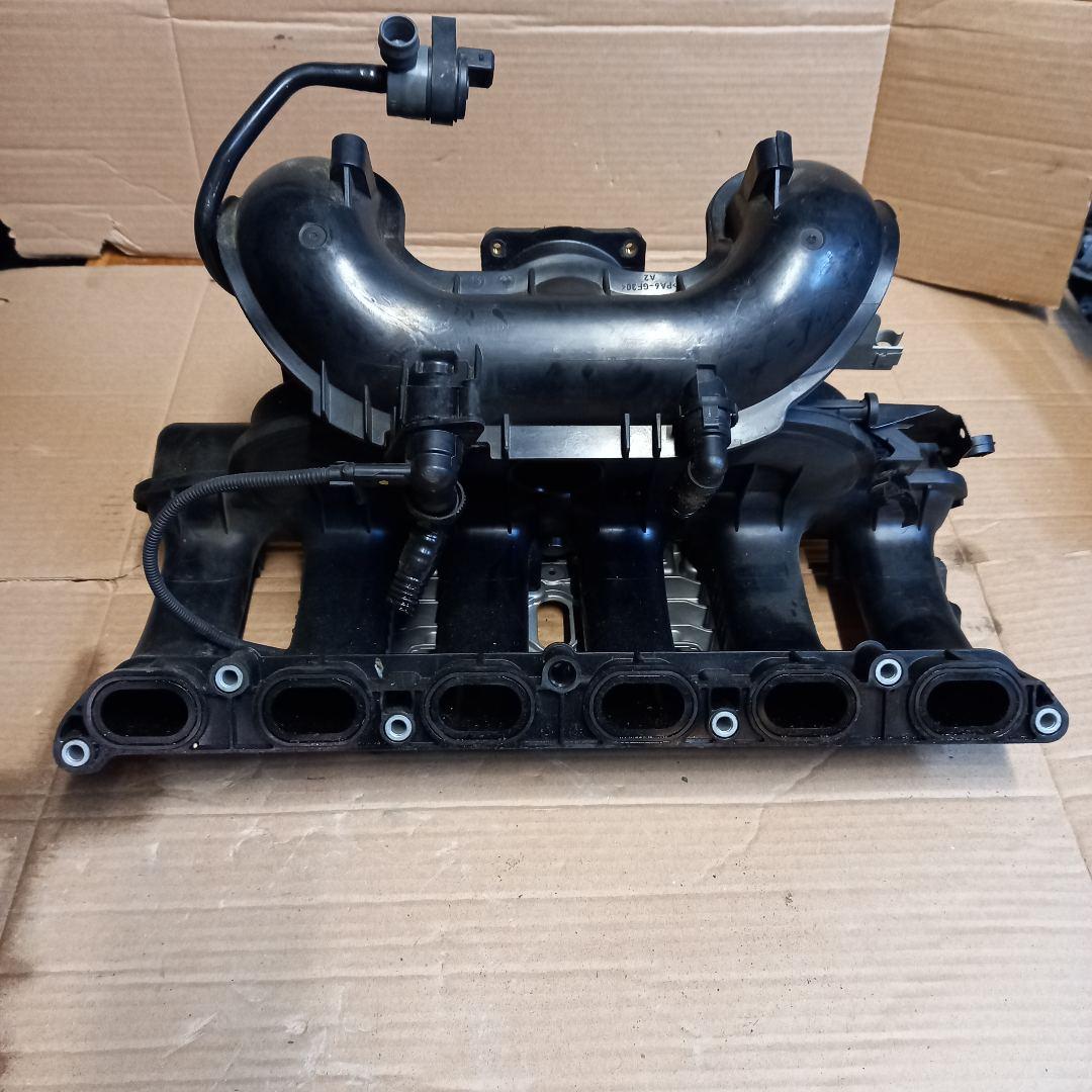 коллектор впускной BMW 5 серия F07/F10/F11 2011, 2.5 л., N52 B25, бензин, 10122221057, 22221057 - фото №1