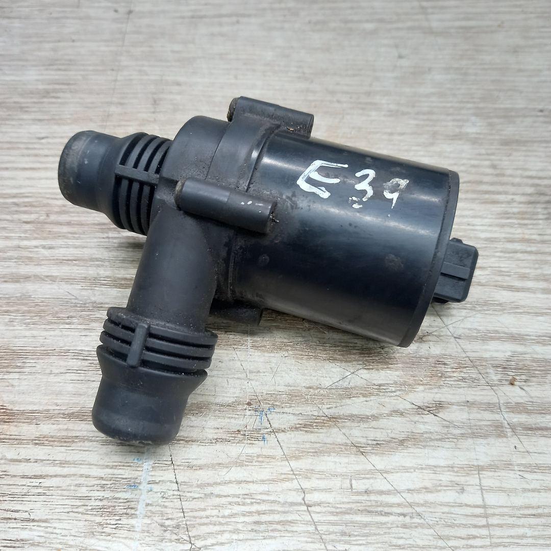 насос антифриза дополнительный BMW 5 серия E39 2000, 64116951549 - фото №1