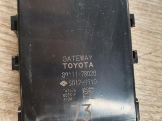 блок комфорта Lexus NX 1 поколение [рестайлинг] AYZ15 2019, 2.5 л., 2AR-FXE, гибрид, вариатор, 1h9, полный привод, правый руль, 8911178020