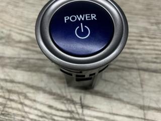 кнопка запуска двигателя Lexus NX 1 поколение [рестайлинг] AYZ15 2019, 2.5 л., 2AR-FXE, гибрид, вариатор, 1h9, полный привод, правый руль, 8961153042