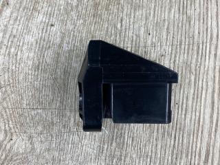 Крепление бампера переднего Lexus NX 1 поколение [рестайлинг] AYZ15 2019, 2.5 л., 2AR-FXE, гибрид, вариатор, 1h9, полный привод, правый руль, 5258133010