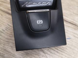 кнопка ручного тормоза (ручника) Porsche Macan 1 поколение 2016, 3.0 л., дизель, АКПП, 95B927225A