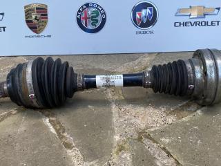 полуось передняя левая (приводной вал, ШРУС) Porsche Cayenne 958 [рестайлинг] 2016, 3.0 л., дизель, правый руль, 7P0407271C