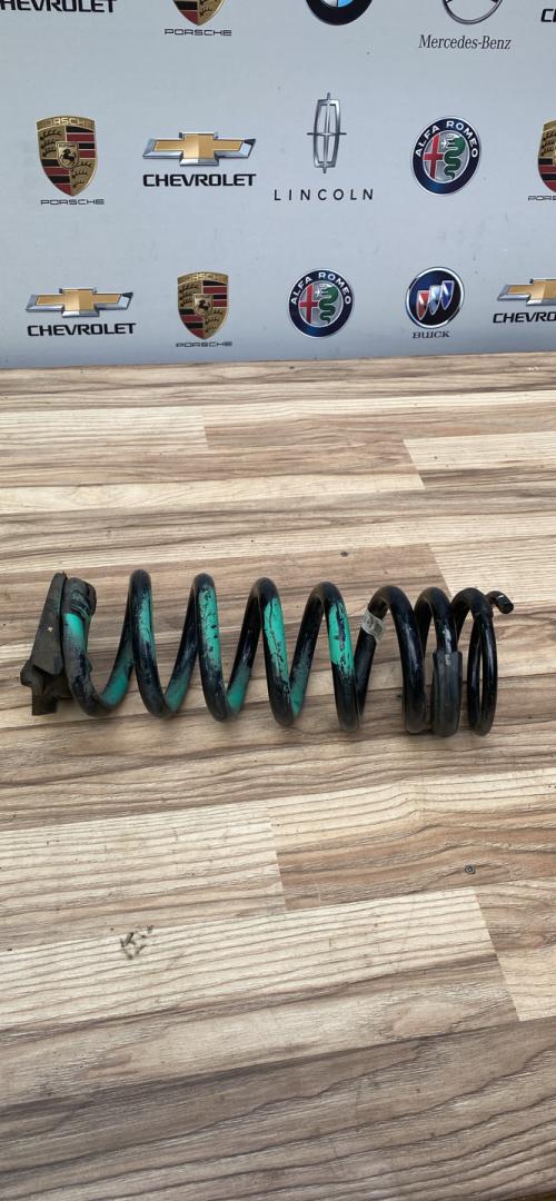 пружина задняя Jaguar F-Pace 1 поколение 2019, 2.0 л., бензин, HK835534 - фото №1