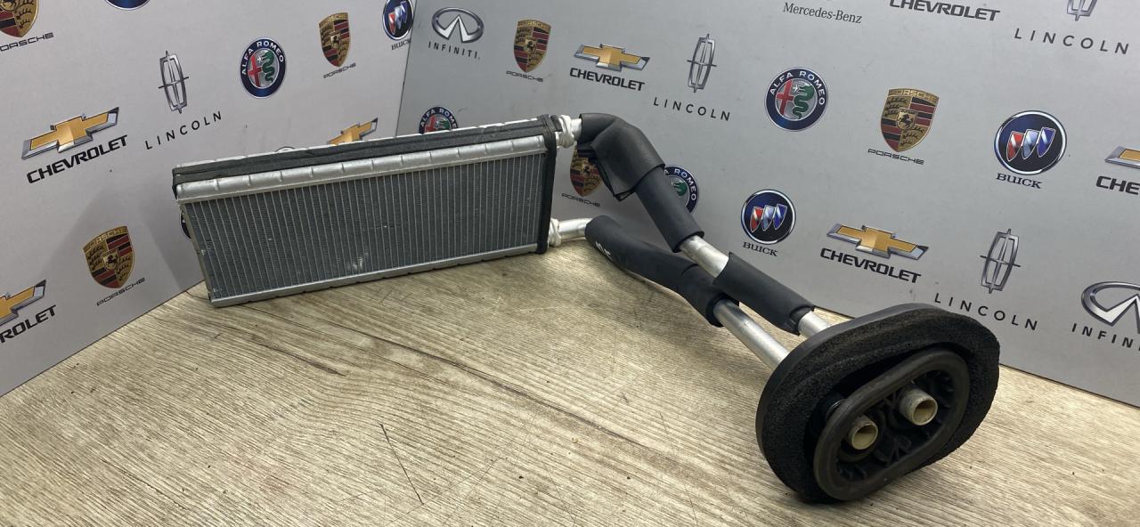 радиатор отопителя (печки) Jaguar F-Pace 1 поколение 2018, 2.0 л., дизель, АКПП, правый руль - фото №1