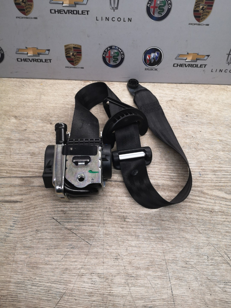 ремень безопасности Jaguar F-Pace 1 поколение 2018, 2.0 л., дизель, АКПП, 635394000A - фото №1