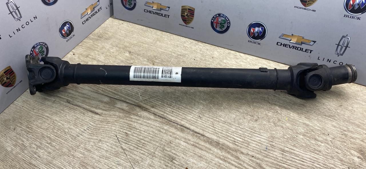 карданный вал Jaguar F-Pace 1 поколение 2019, 2.0 л., бензин, HK833219 - фото №1