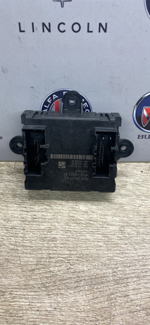 модуль управления двери Jaguar F-Pace 1 поколение 2018, 2.0 л., дизель, АКПП, HPLA14D620 - фото №1