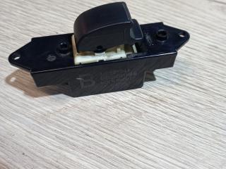 кнопка стеклоподъемника двери задней левой Mitsubishi Outlander 2 поколение 2008, 3.0 л., 6B31, бензин, MR587944