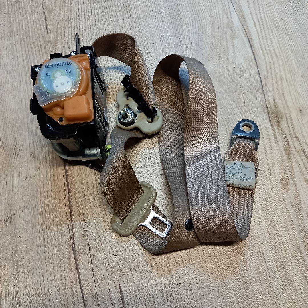 ремень безопасности Nissan Murano Z51 2010, 3.5 л., VQ35DE, бензин, вариатор, (qx1) white, внедорожник 5 дв., полный привод, 868851AA5B - фото №1