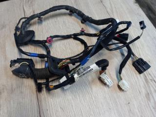 дверная проводка Kia Sorento 2 поколение 2012, 2.4 л., бензин, МКПП, передний привод, 916001U570