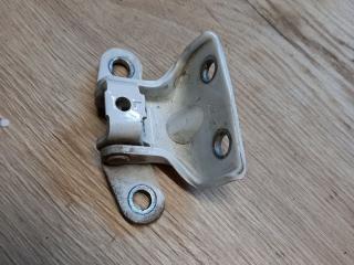 петля двери Kia Sorento 2 поколение 2012, 2.4 л., бензин, МКПП, передний привод, 793302B020