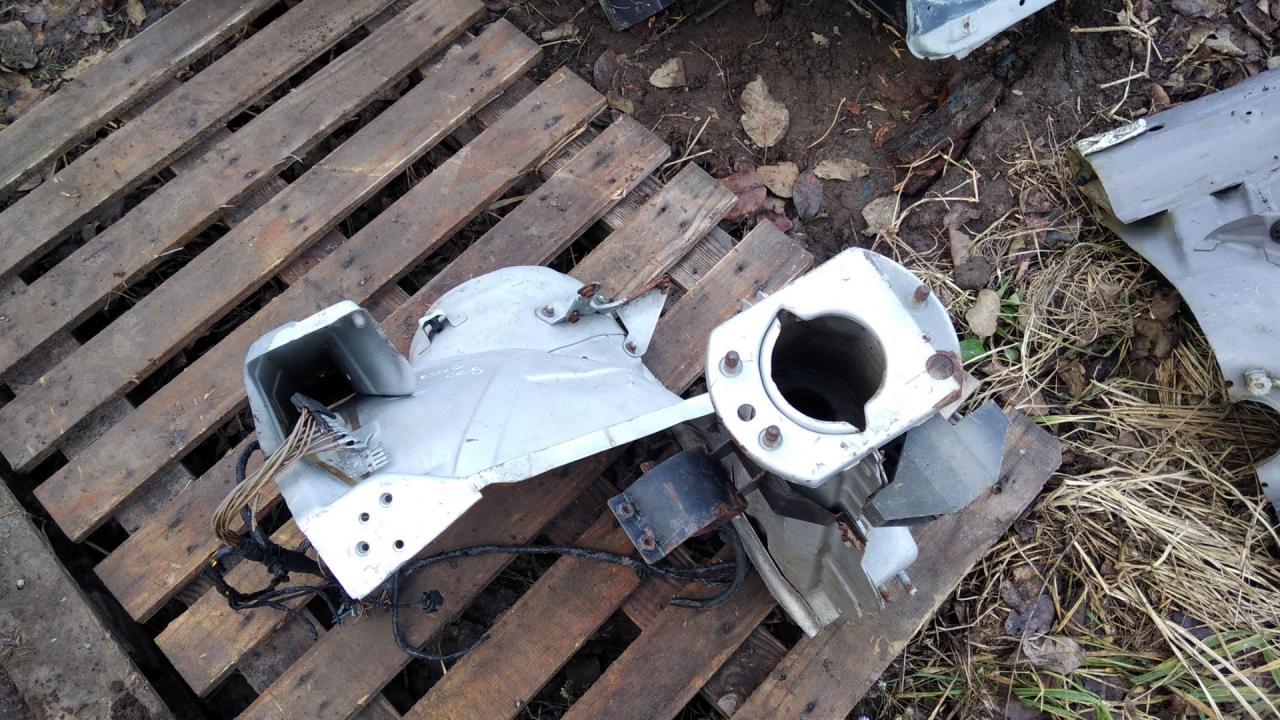 лонжерон правый BMW 3 серия E46 2003, 41118234040 - фото №1