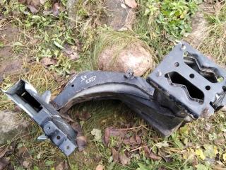 лонжерон правый BMW X5 E53 2001, 41118265558