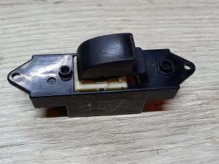 кнопка стеклоподъемника двери задней правой Mitsubishi Outlander 2 поколение 2008, 3.0 л., бензин, MR587944