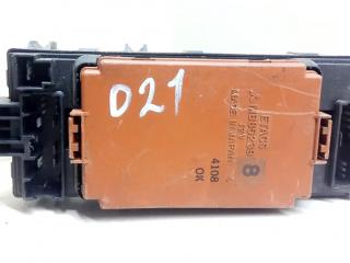 блок предохранителей Mitsubishi Galant 8 поколение 1997, MB85239