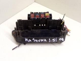 блок предохранителей Kia Shuma 1 поколение 2000, 1.6 л., i, бензин
