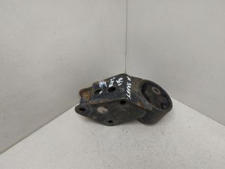подушка крепления двигателя Nissan Sunny N14 1991, 2.0 л., CD20, дизель, МКПП, белый, седан, передний привод, 1122062C05