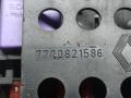 блок предохранителей Renault Laguna 1 поколение [рестайлинг] 1999, 1.6 л., i, K4M 720, бензин, 5МКПП, золотистый, хетчбэк 5 дв., передний привод, 7700427844, 7700821586 - фото №6