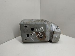 кронштейн переднего бампера Nissan Primera P11 1998