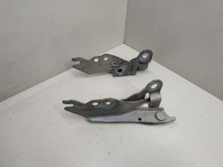 петля капота Ford Maverick 2 поколение TM1 2002